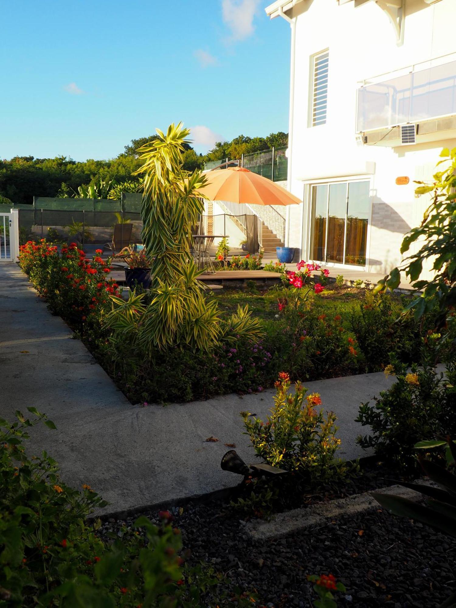 L'Eden De Josephine Le Moule Exterior foto